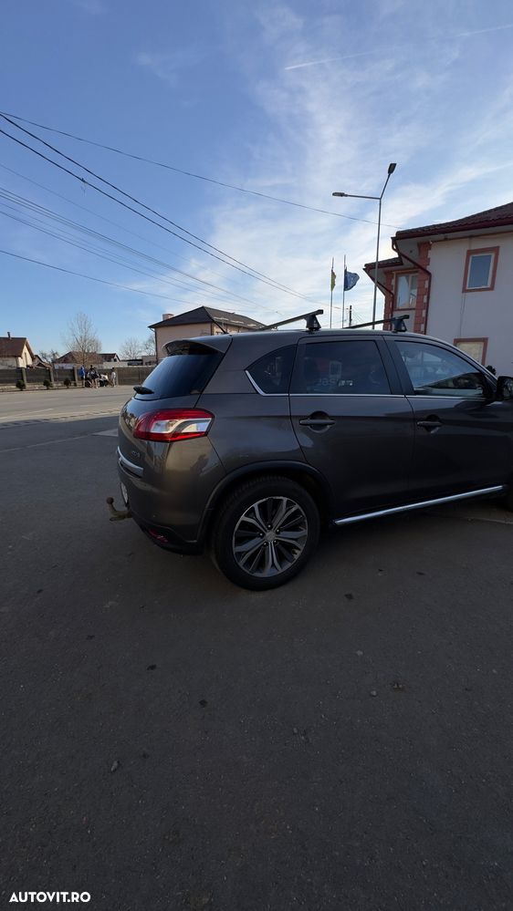 Peugeot 4008 1.6 HDI FAP STT Allure - 3