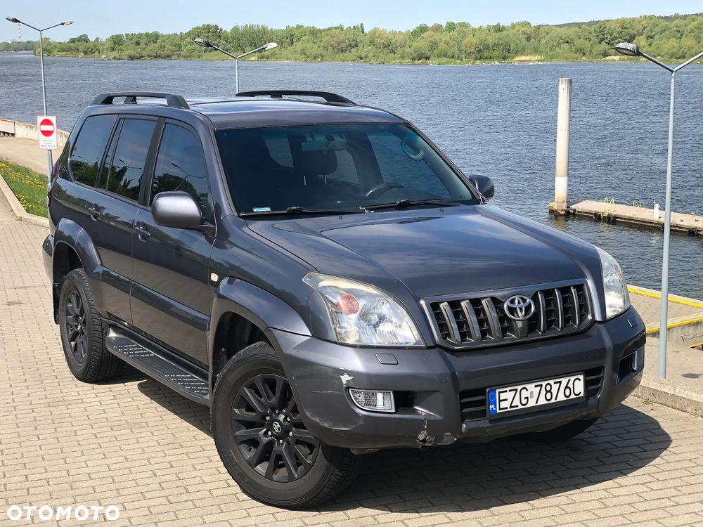 Toyota Land Cruiser - 13