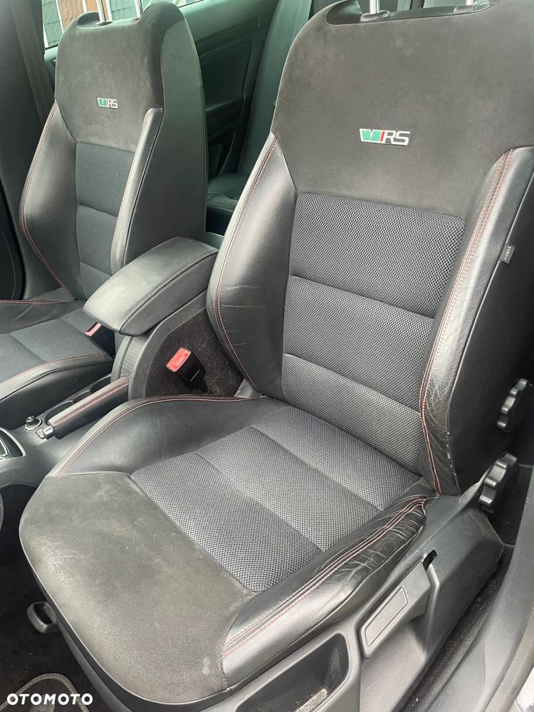 Skoda Octavia Combi 2.0 TSI DSG RS - 6