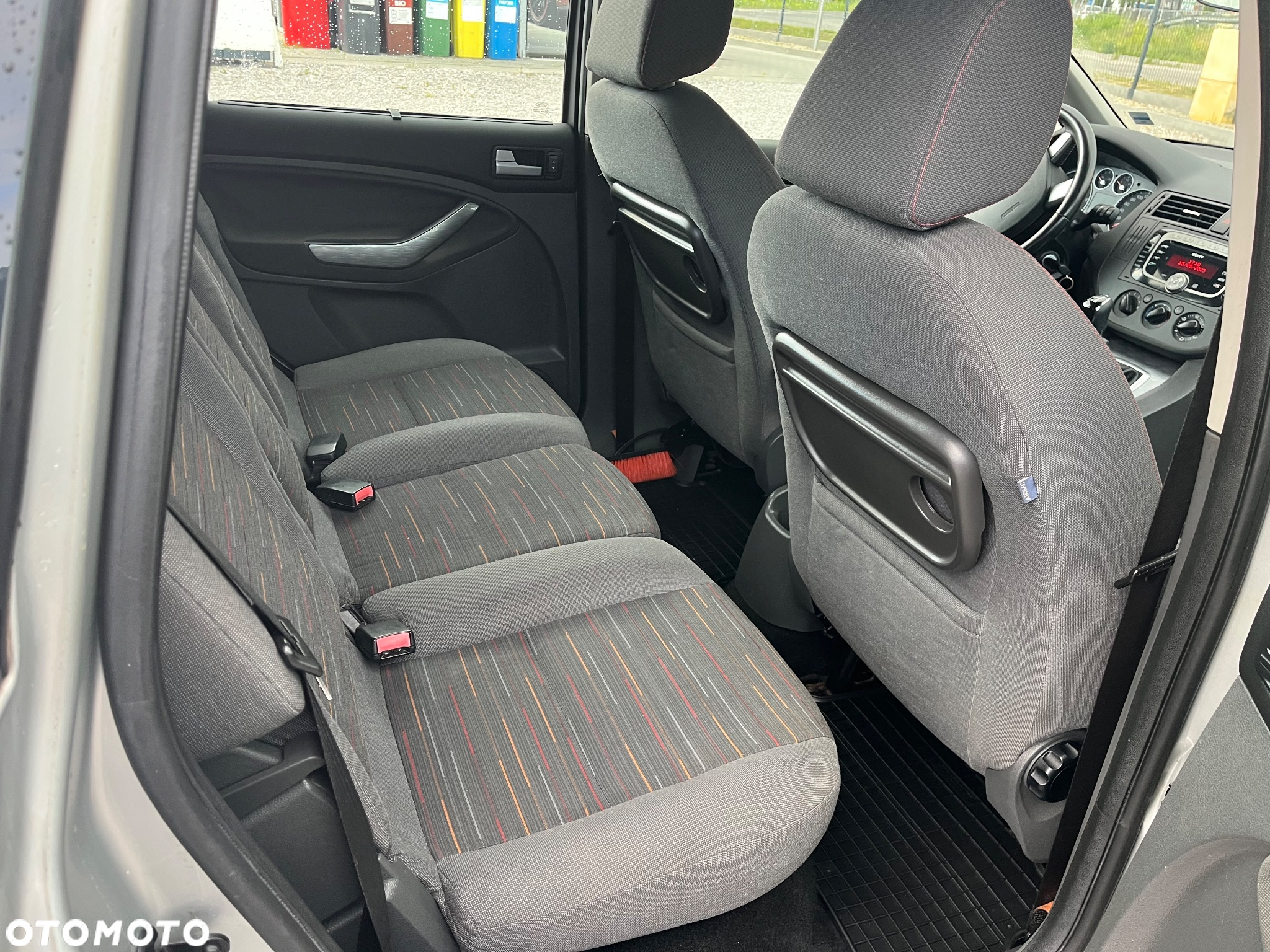 Ford C-MAX - 11