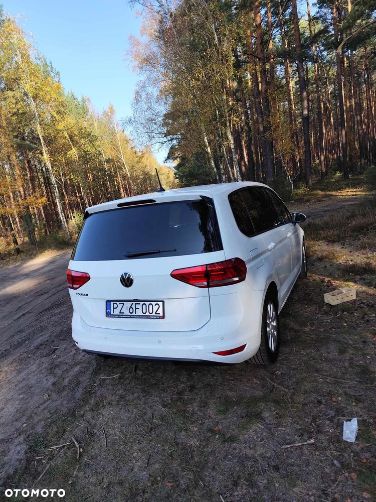 Volkswagen Touran - 2