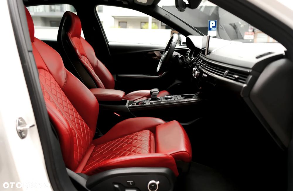 Audi S4 Limousine - 34