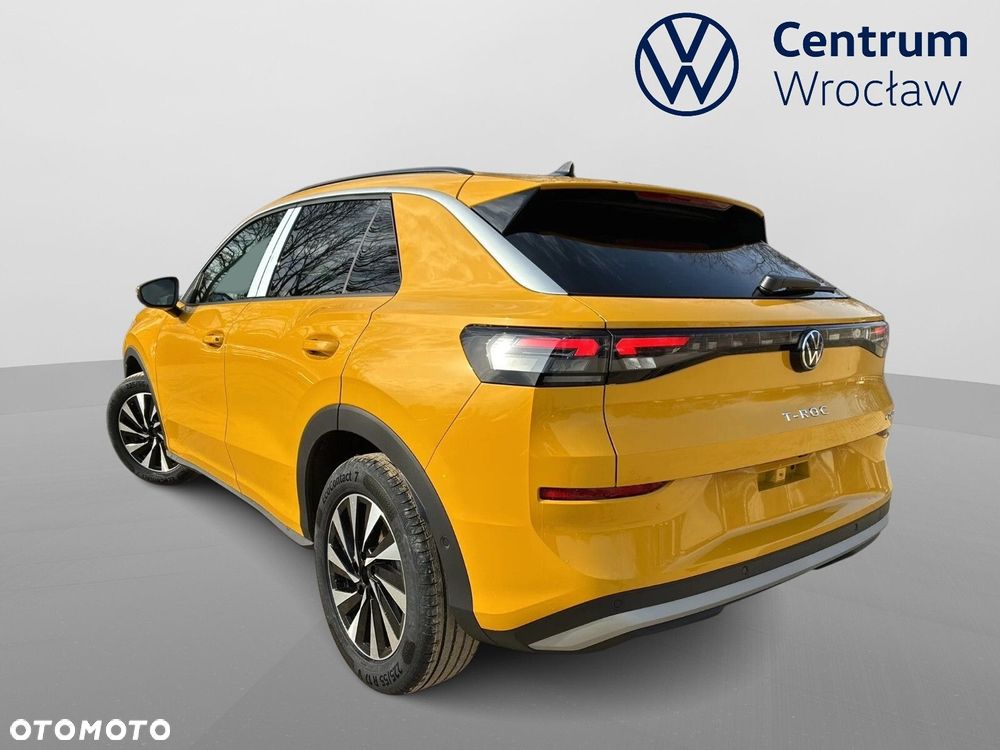 Volkswagen T-Roc - 8