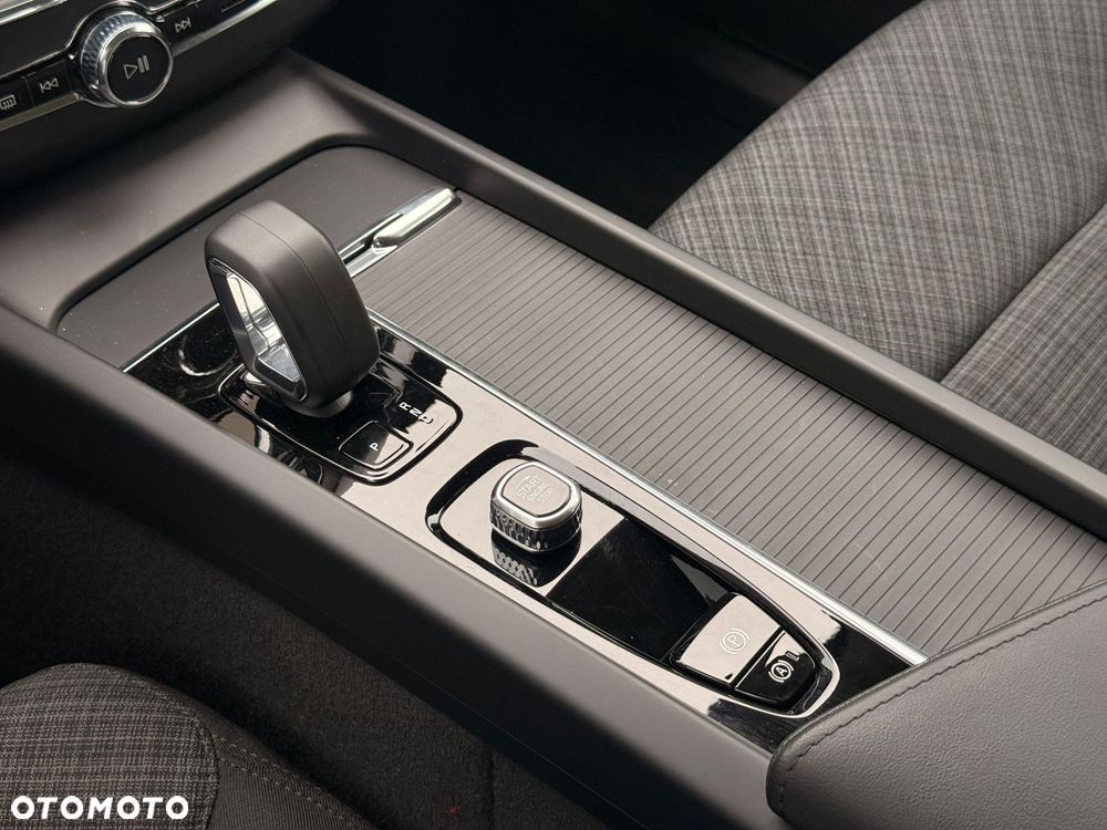 Volvo XC 60 - 21
