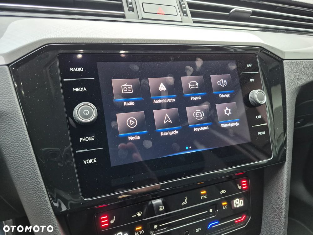 Volkswagen Passat 2.0 TDI EVO Business DSG - 16