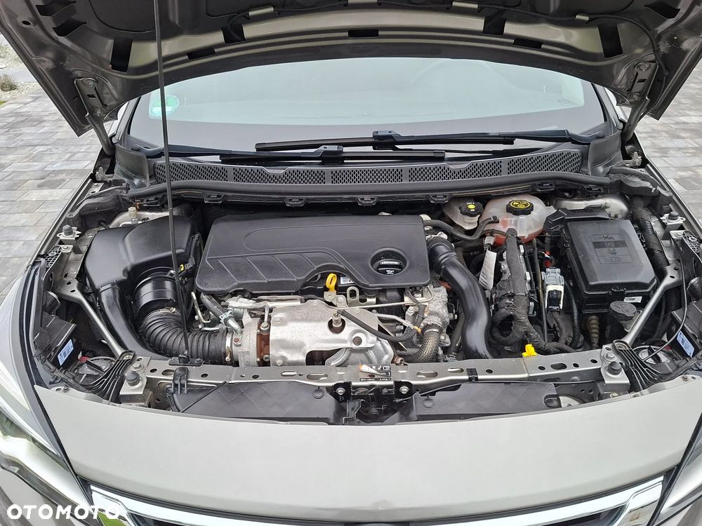 Opel Astra 1.6 CDTI Sport - 7