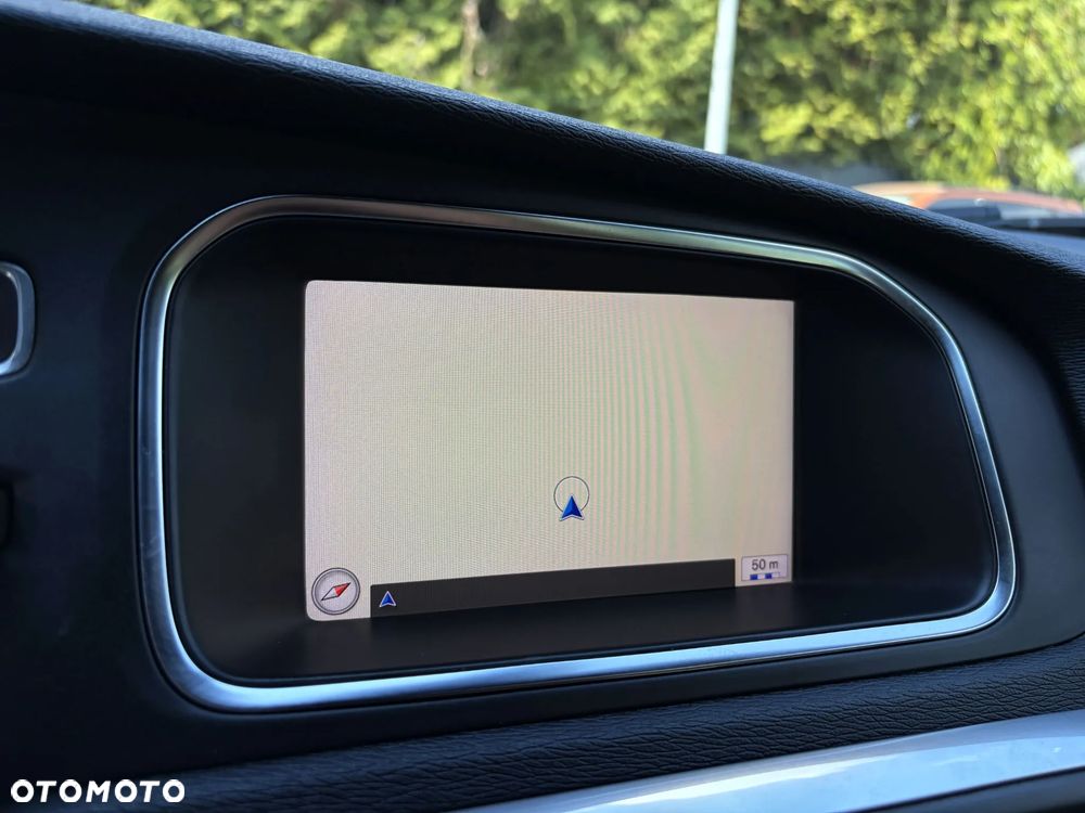 Volvo V40 Cross Country D2 Momentum - 26