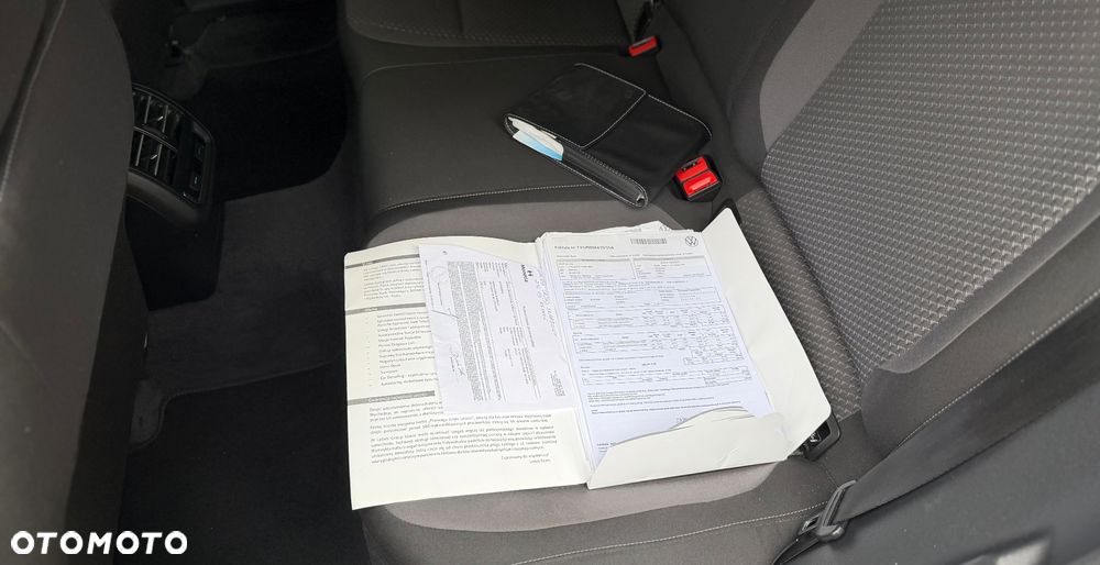 Volkswagen Passat 1.6 TDI BMT Comfortline - 34