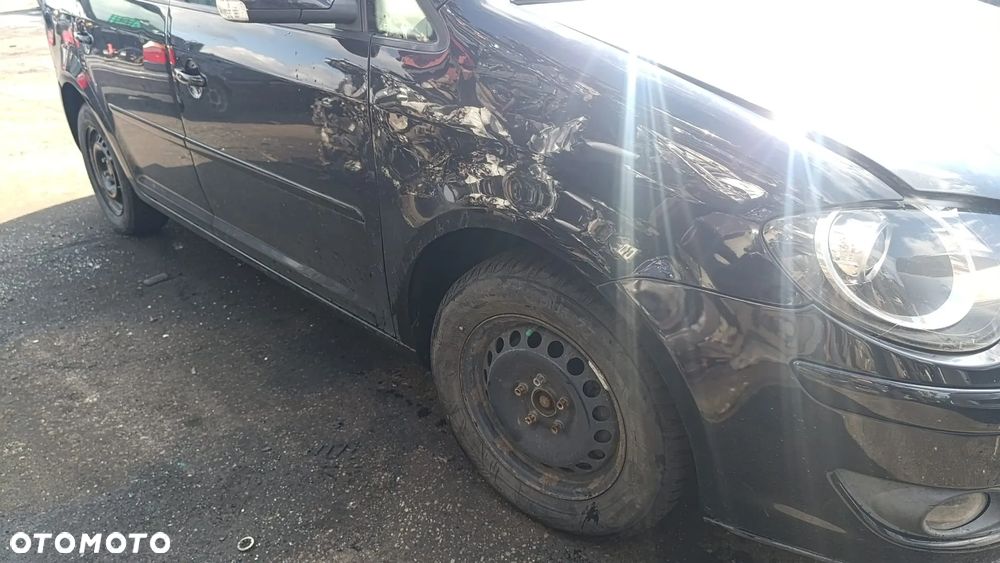 35489 volkswagen touran I lift 2.0 TDI 140 km BMM na części skrzynia 6 biegowa KNR lakier LC9X - 10