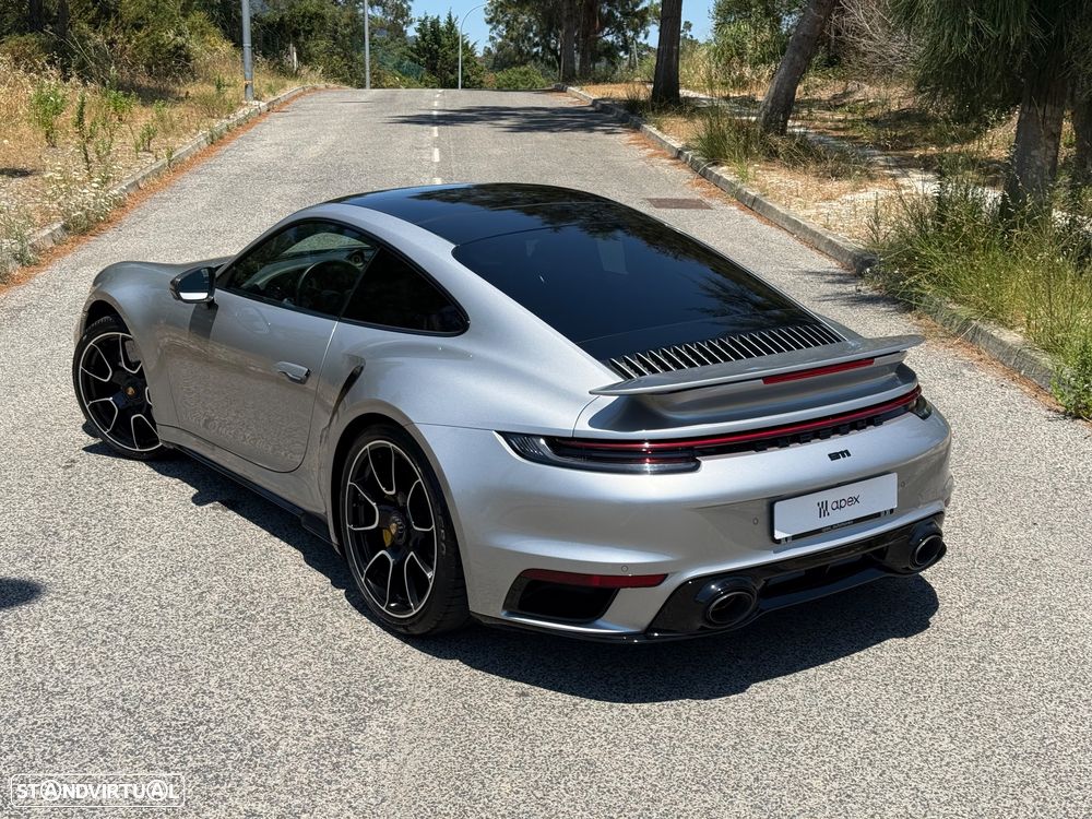 Porsche 911 (992) Turbo S - 8