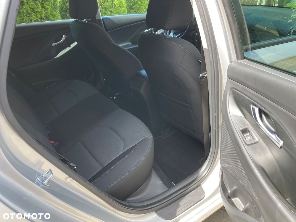 Hyundai i30 1.6 CRDI DCT EDITION 30+ - 3