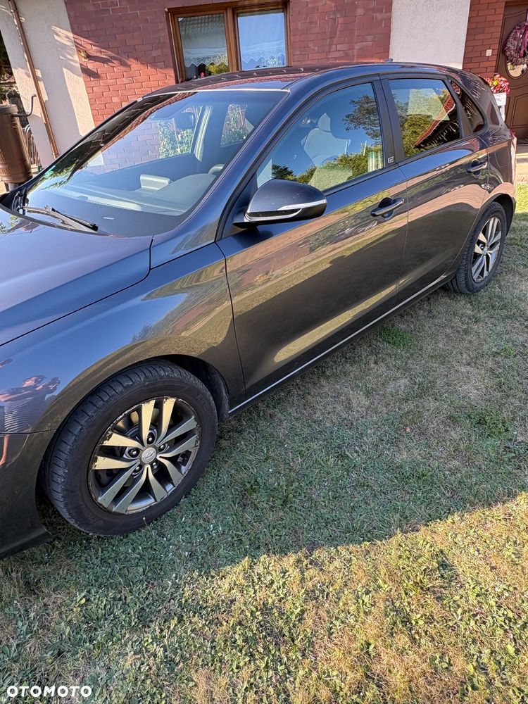 Hyundai i30 1.4 GO Plus - 13