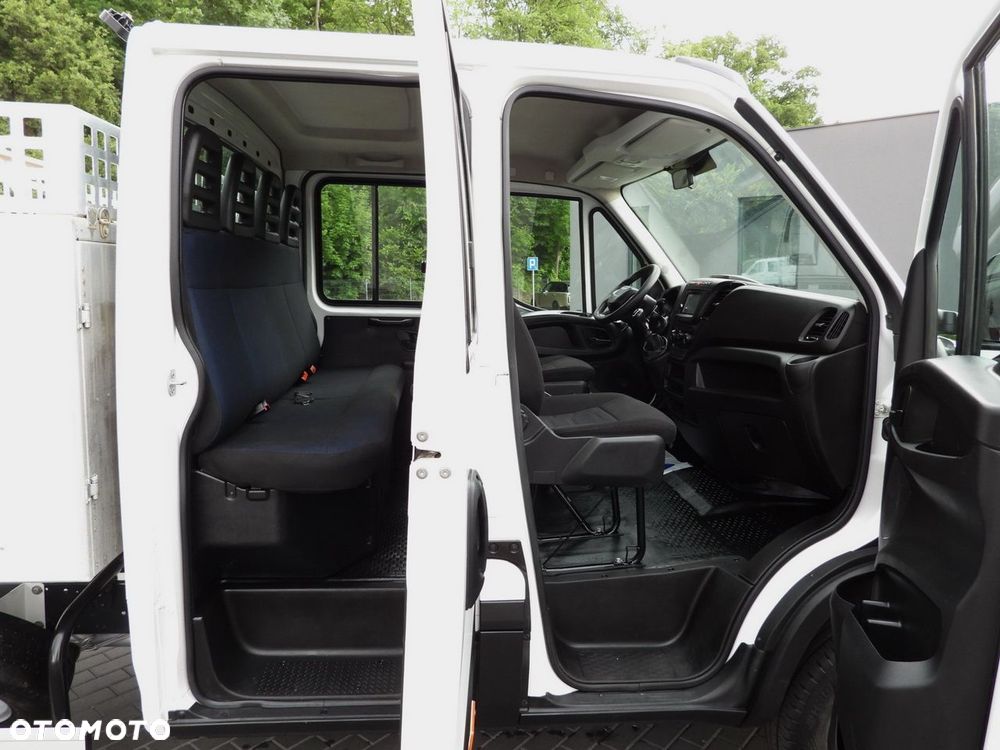 Iveco DAILY 35C16 WYWROTKA PODWÓJNA KABINA DOKA 6 MIEJSC TEMPOMAT NAWIGACJA BLIŹNIACZE KOŁA KLIMATYZACJA HDS - 39