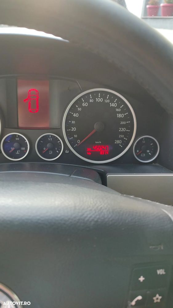 Volkswagen Touareg - 6