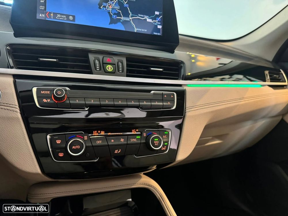 BMW X1 25 e xDrive xLine - 12