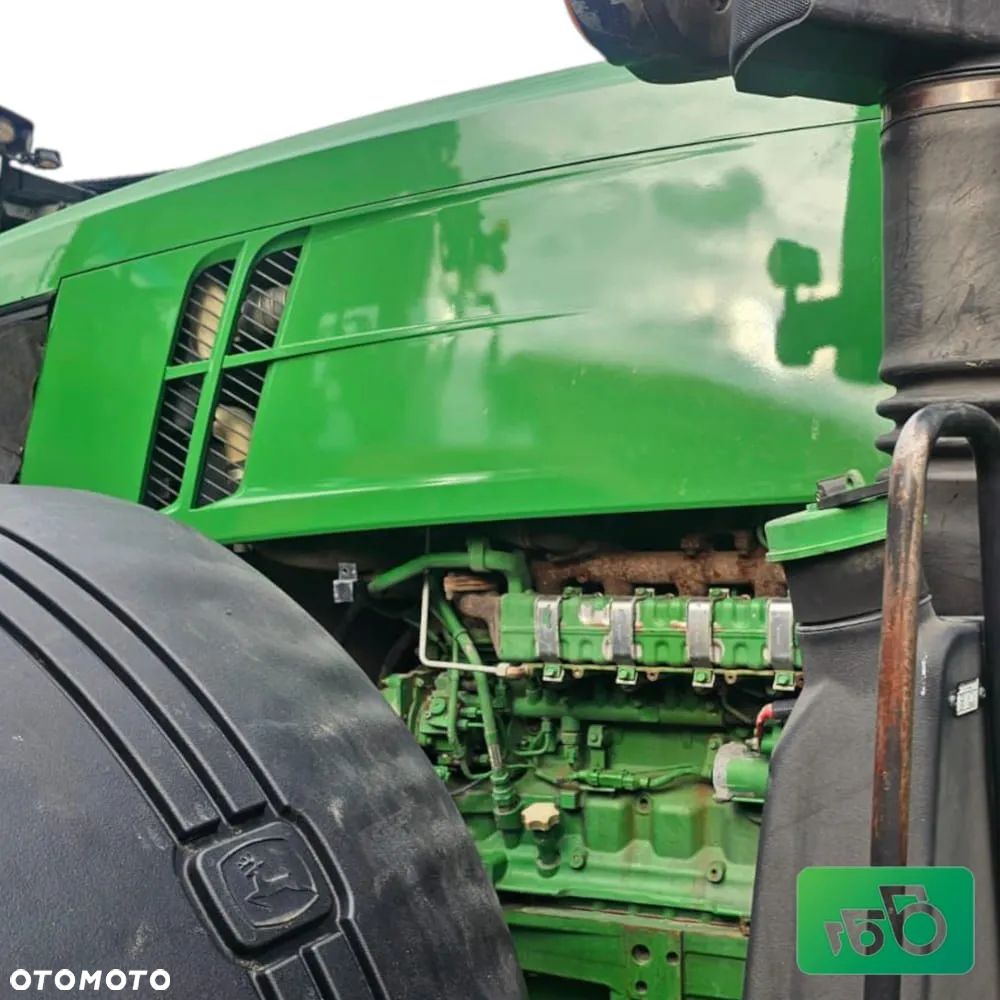 Kompletna Maska silnika Grill RE320536 John Deere 7230 R - 2
