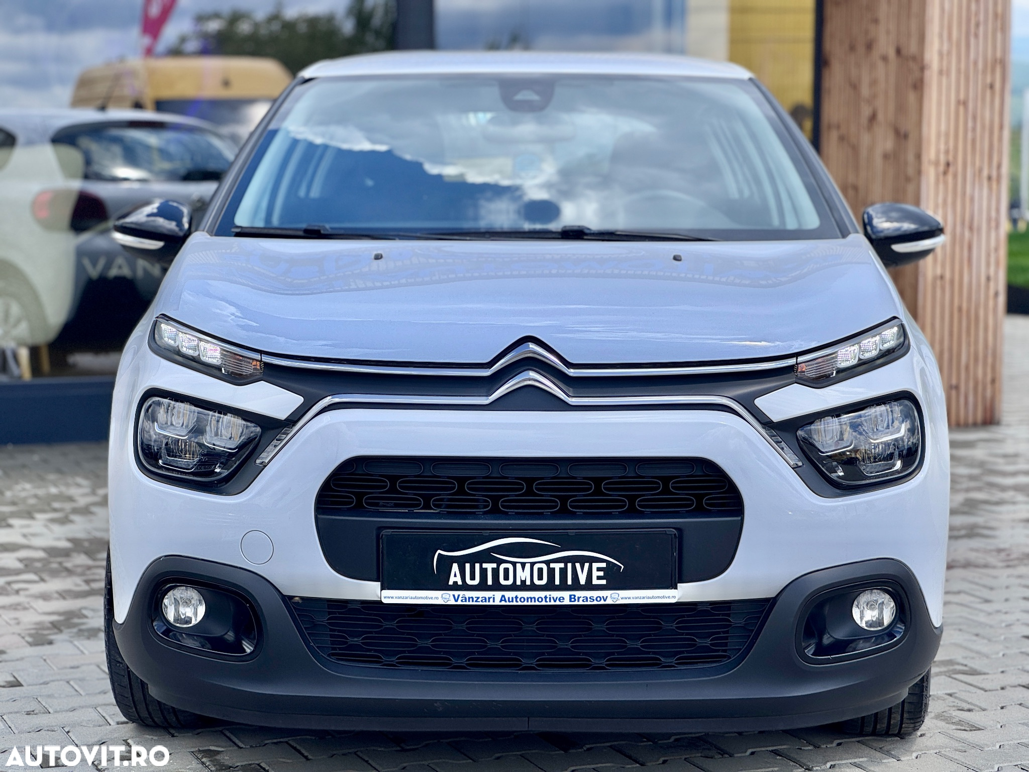Citroën C3 1.2 PureTech 83 S&S BVM5 PLUS - 2