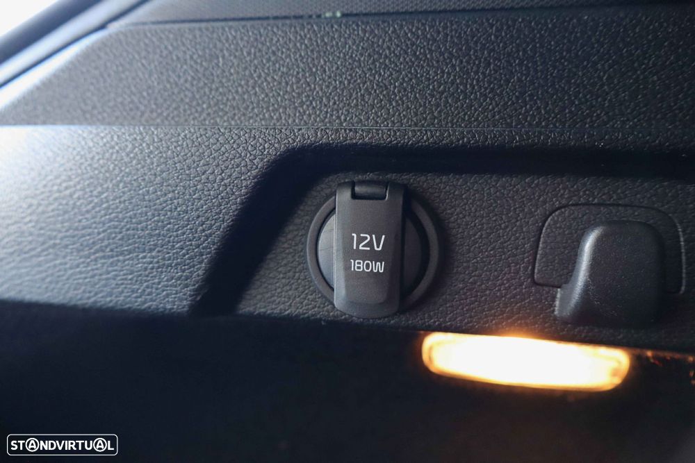 Kia XCeed 1.6 GDi PHEV Tech - 11