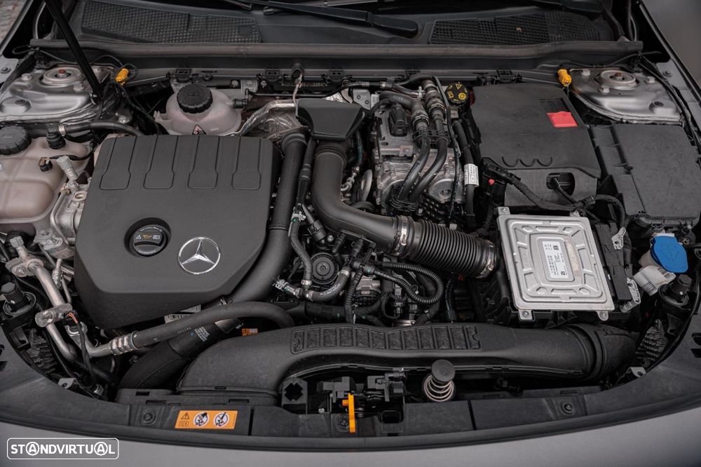 Mercedes-Benz CLA 250 e Shooting Brake AMG Line - 15