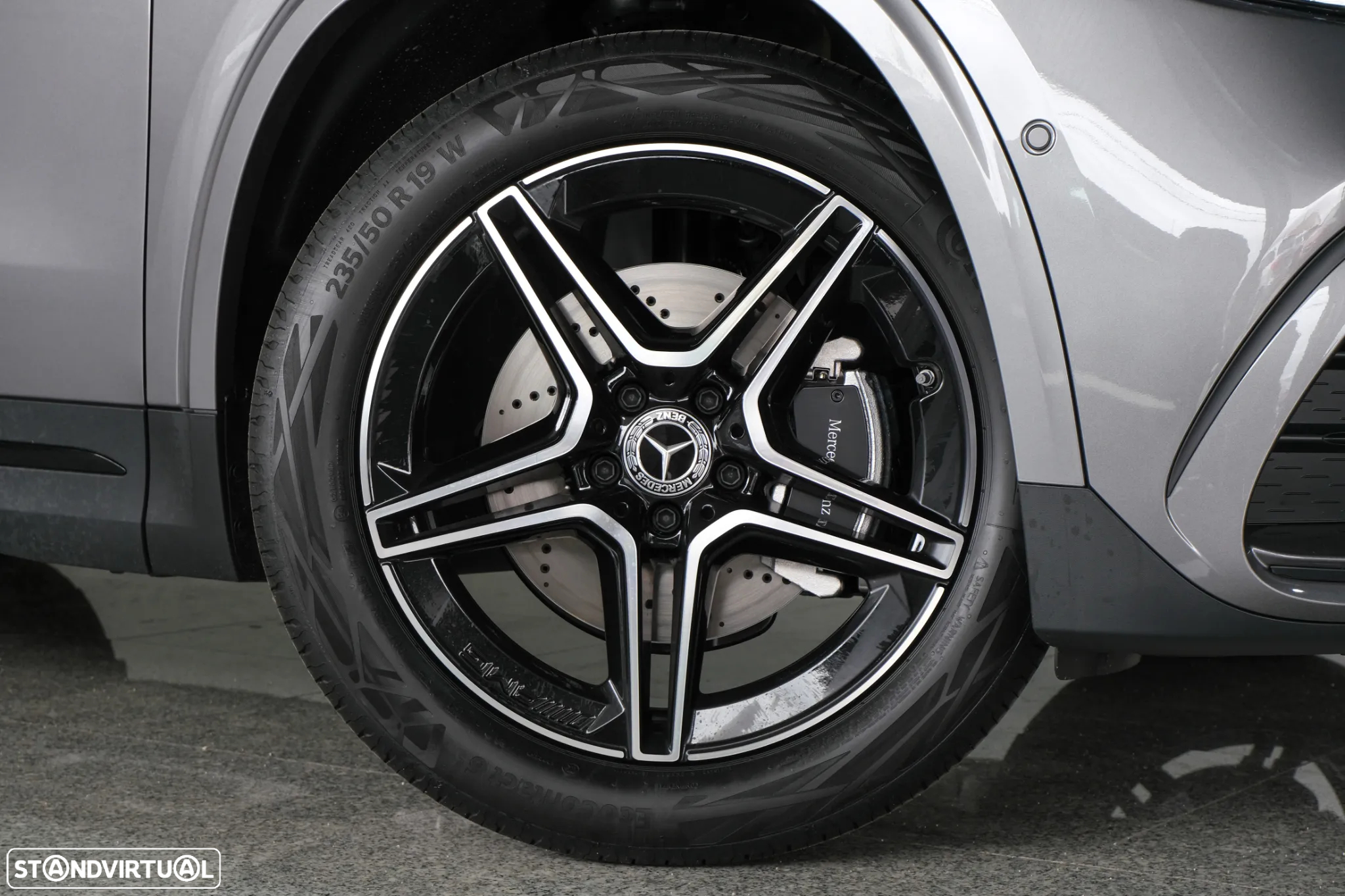 Mercedes-Benz GLA 200 d AMG Line - 4