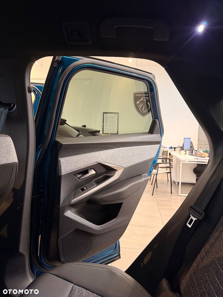 Peugeot 3008 1.2 PureTech mHEV Allure e-DCS6 - 21