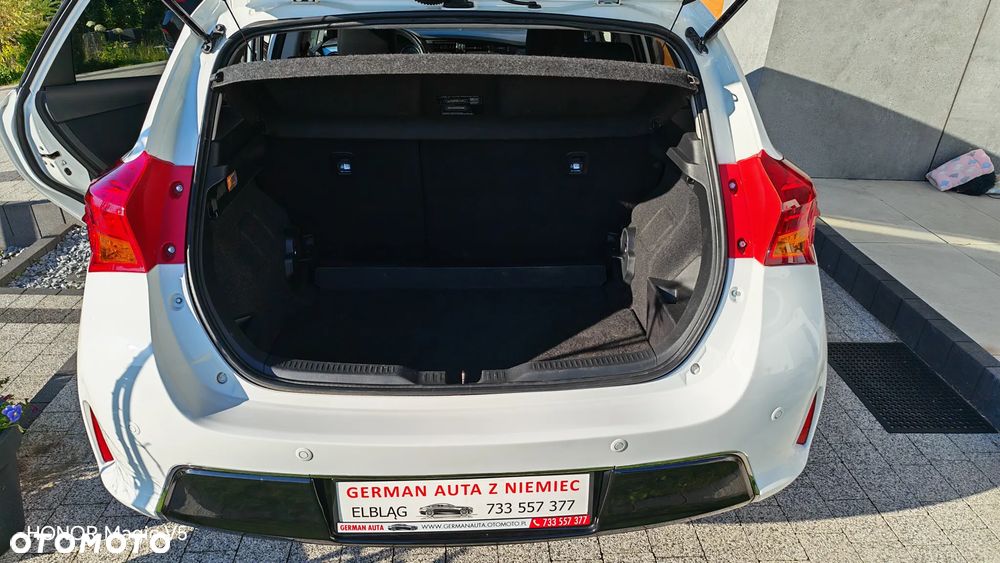 Toyota Auris - 8