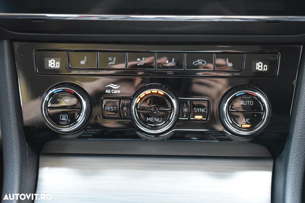 Skoda Superb 2.0 TDI DSG Ambition - 25