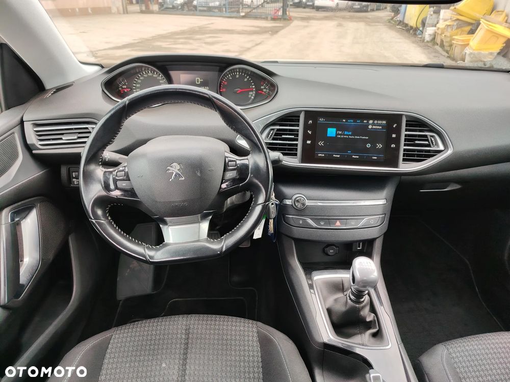 Peugeot 308 BlueHDi 120 Stop & Start Active - 11