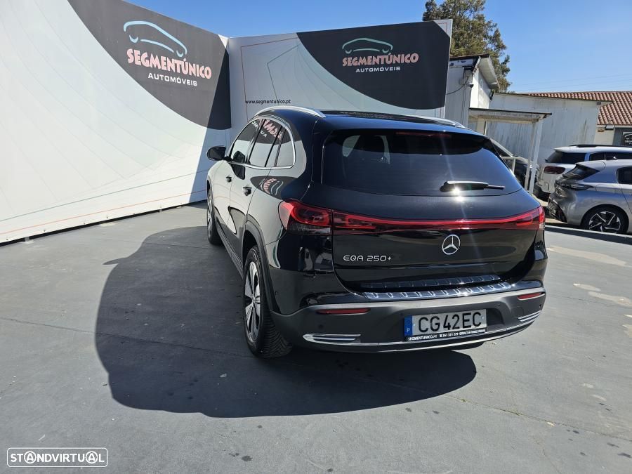 Mercedes-Benz EQA 250+ Progressive - 10