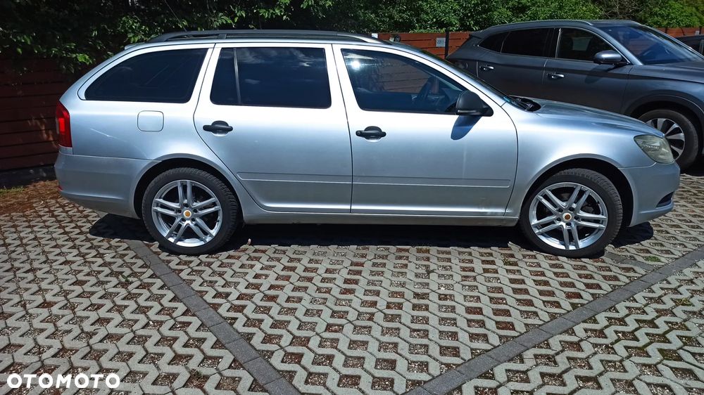Skoda Octavia 1.6 TDI Classic - 8