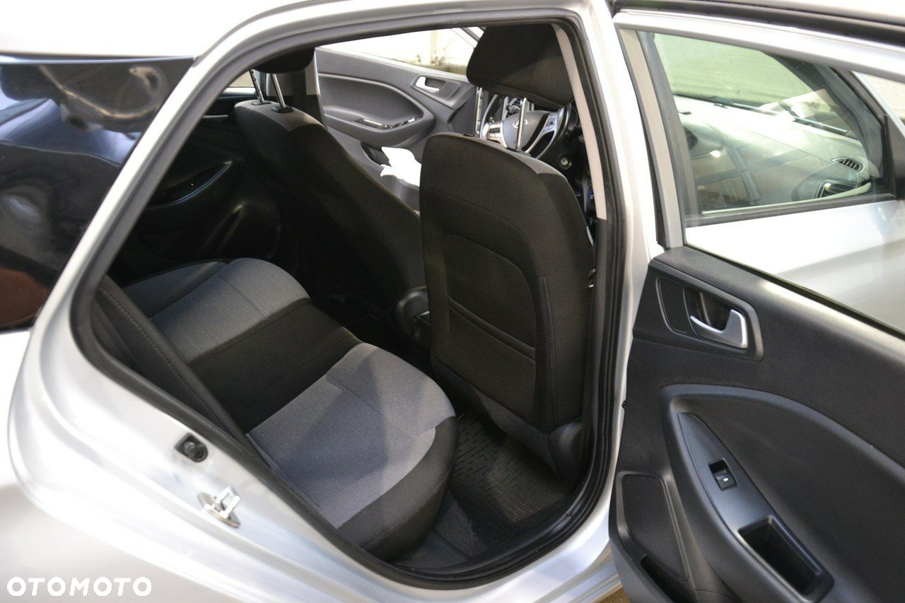 Hyundai i20 - 26