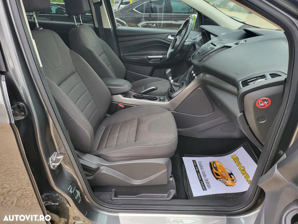 Ford Kuga 1.5 EcoBoost 2x4 Business Edition - 10
