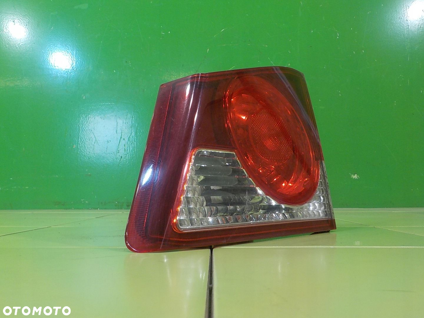 HONDA CIVIC VIII 1.4 I-DSI AUT 06r SEDAN lampa prawa tyl w klape - 3