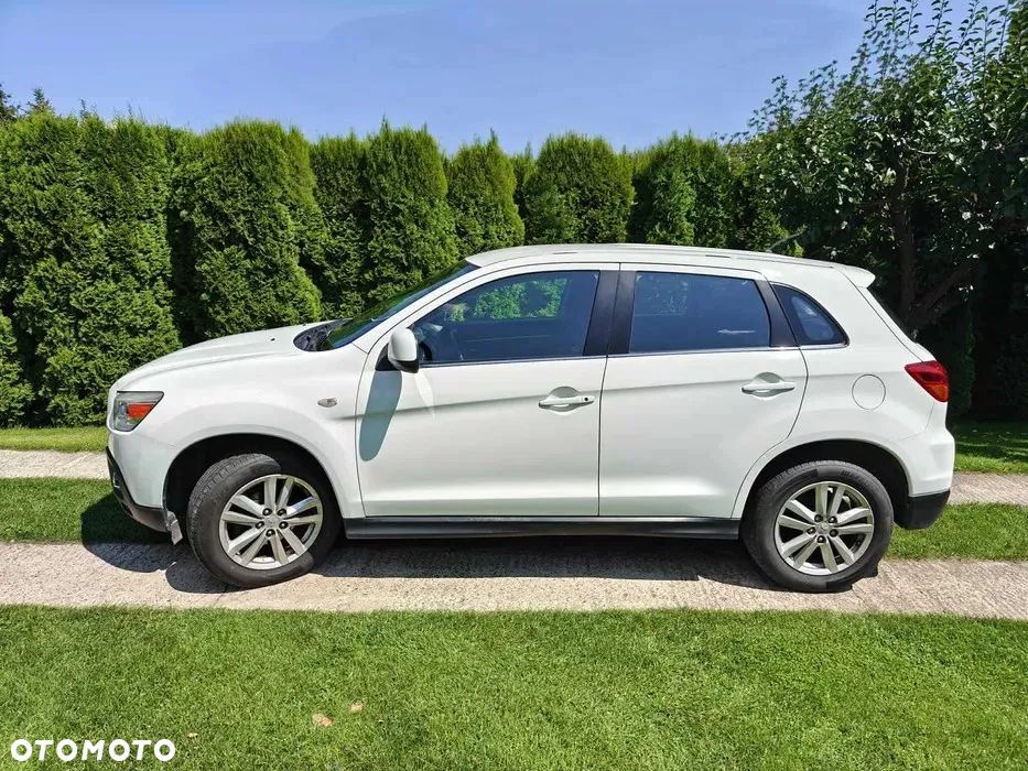 Mitsubishi ASX - 3