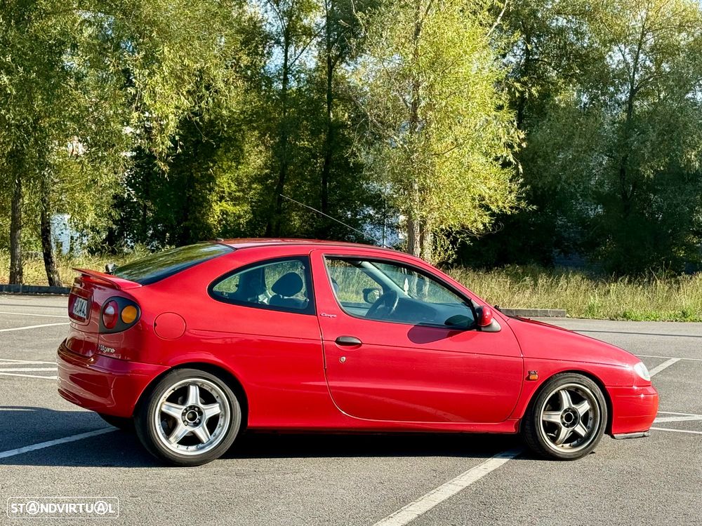 Renault Mégane Coupe 2.0 16V - 7