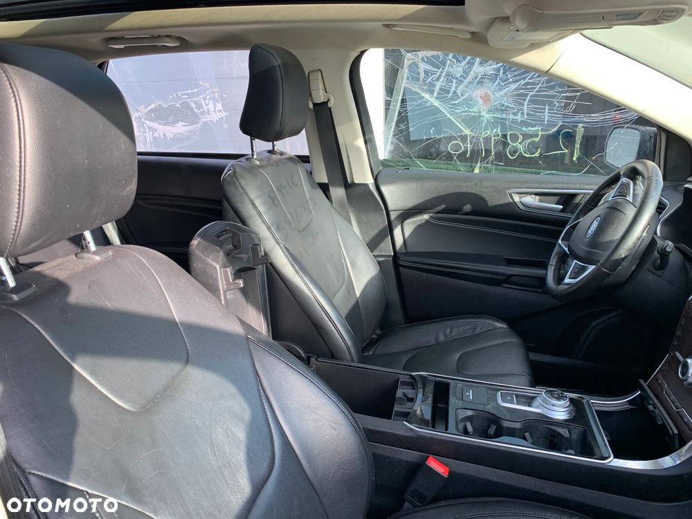 Ford Edge 2.0 EcoBlue Bi-Turbo 4x4 Titanium - 13