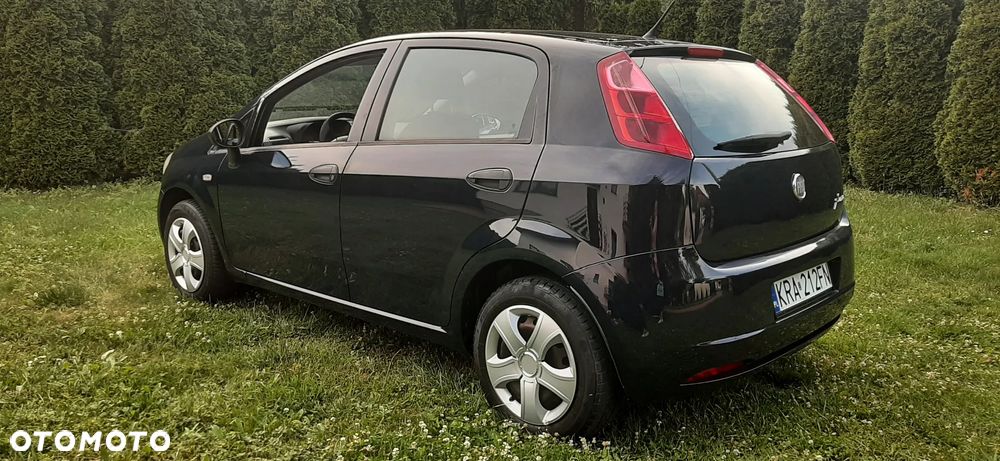 Fiat Grande Punto - 21