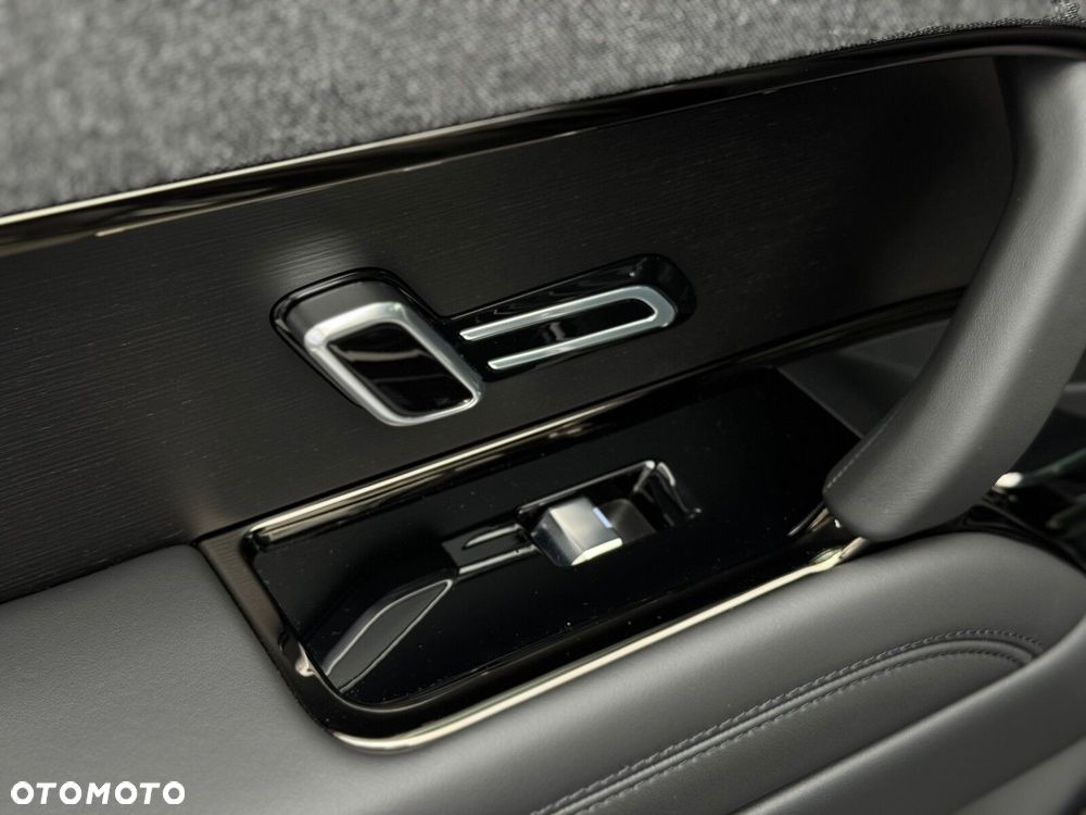 Land Rover Range Rover Sport - 33