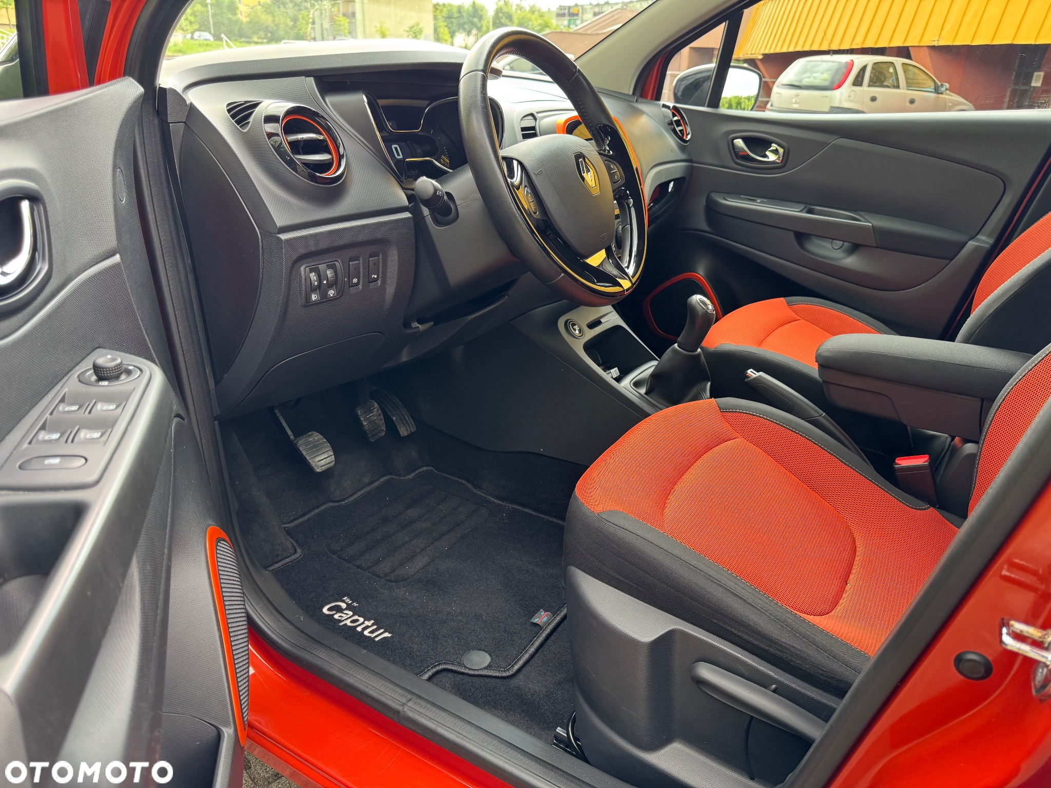 Renault Captur (ENERGY) TCe 90 LIMITED - 24