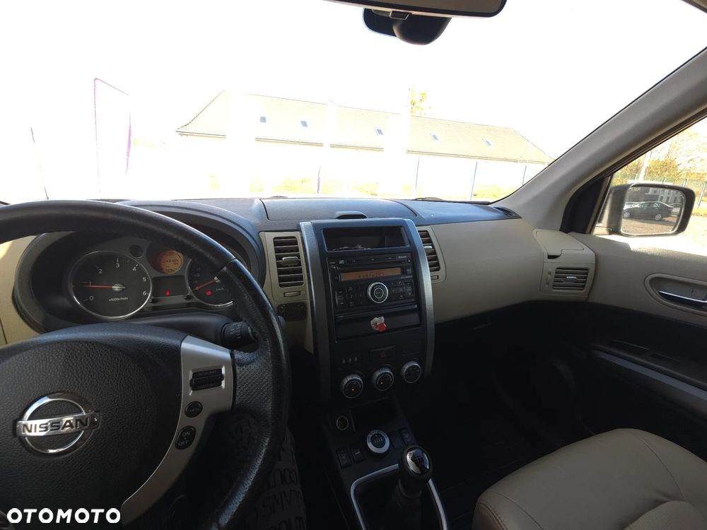 Nissan X-Trail 2.0 dCi LE - 32