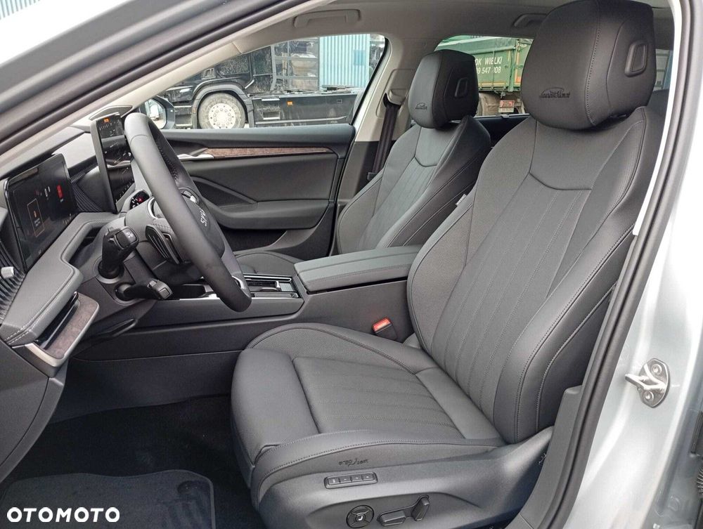 Skoda Superb 2.0 TSI 4x4 L&K DSG - 10