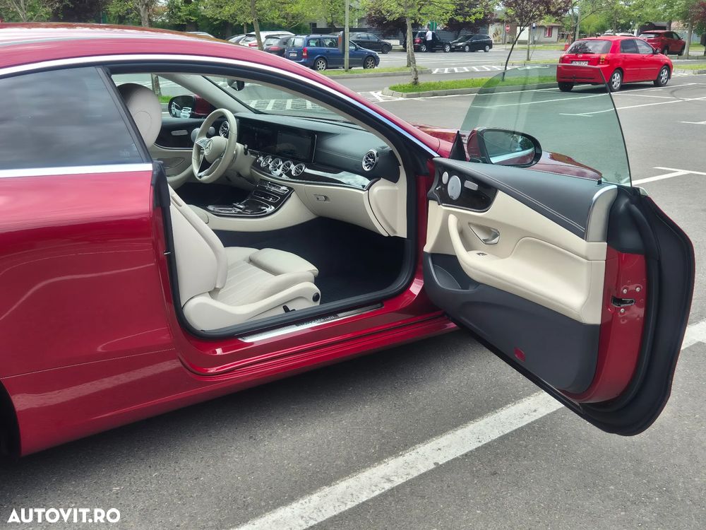 Mercedes-Benz E - 11