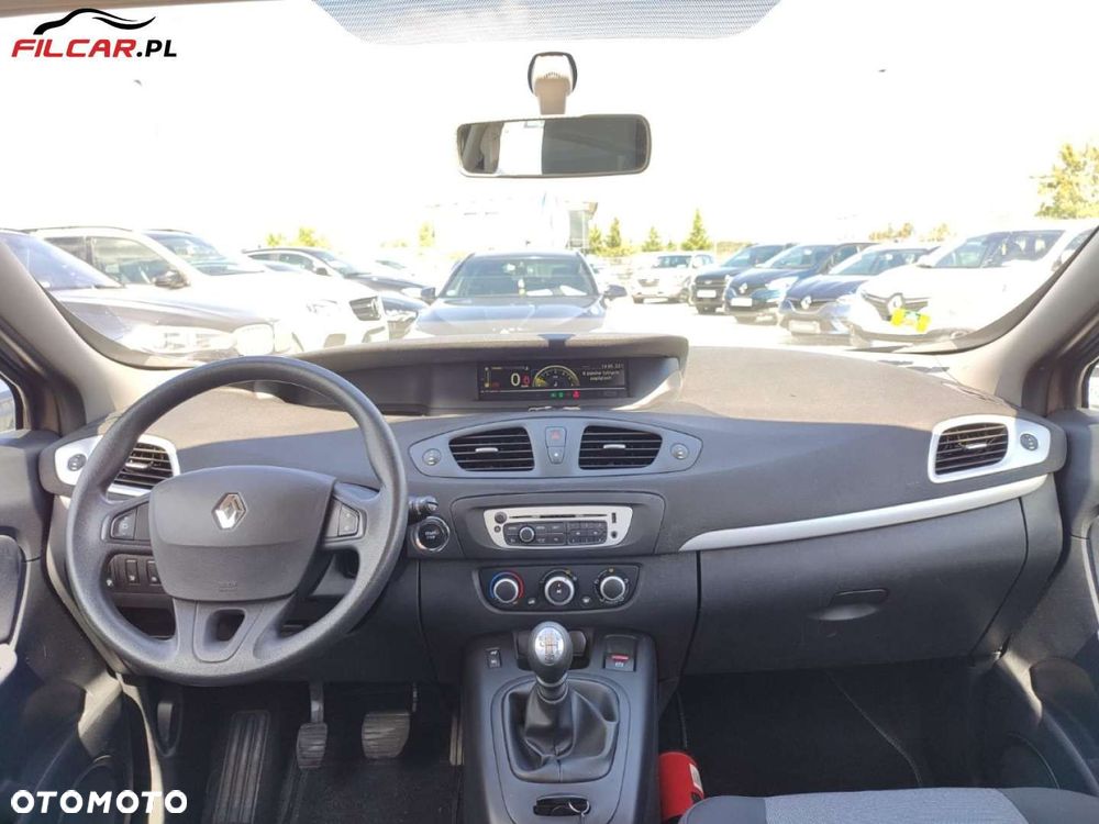 Renault Grand Scenic - 6