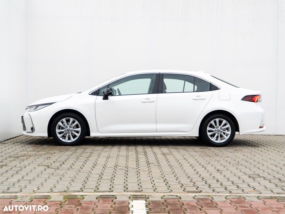 Toyota Corolla - 3