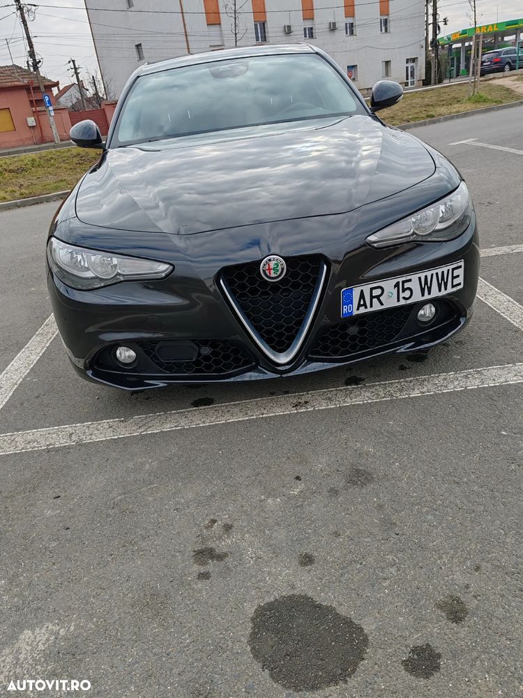 Alfa Romeo Giulia - 1