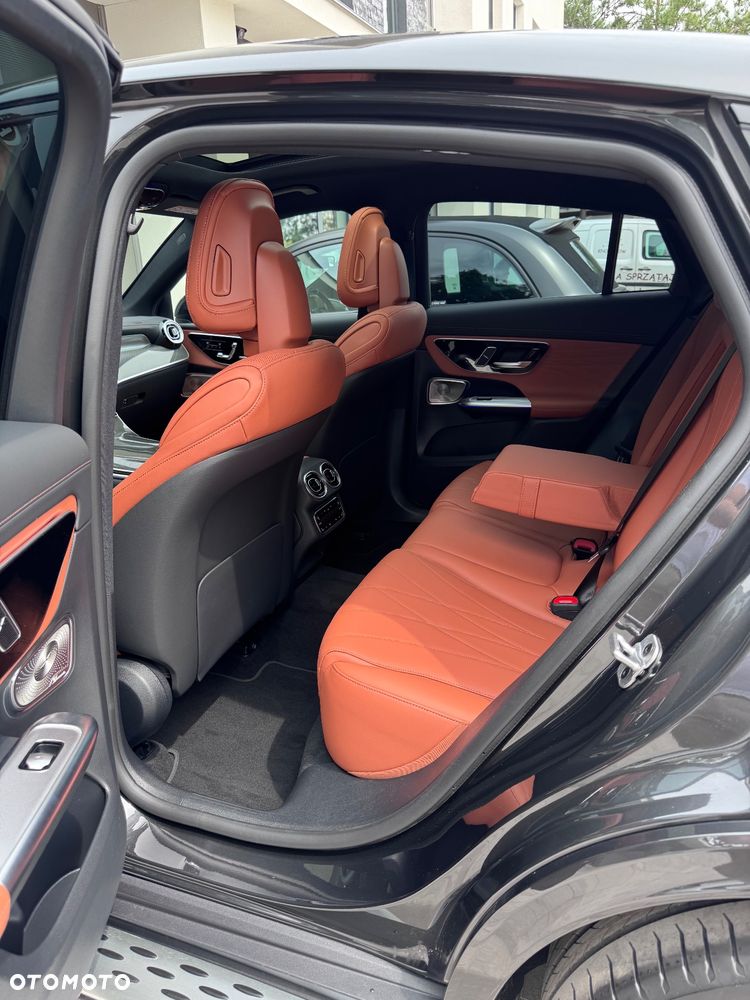 Mercedes-Benz GLC - 8