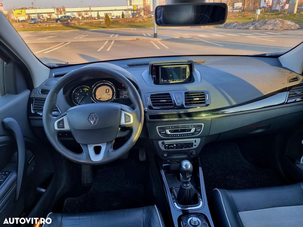 Renault Megane ENERGY dCi 110 Start & Stop Bose Edition - 6