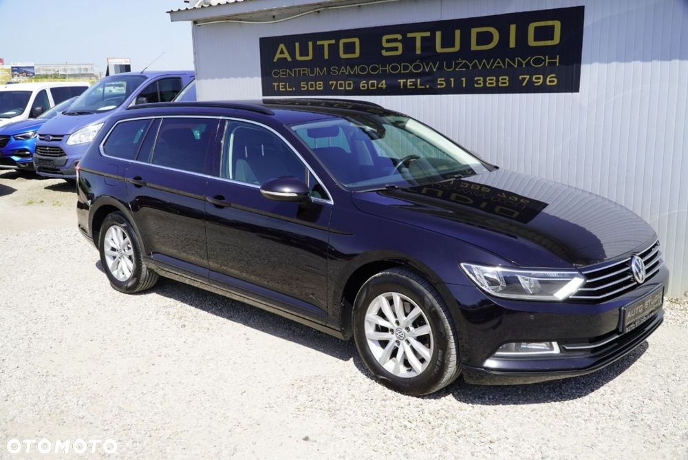 Volkswagen Passat - 2