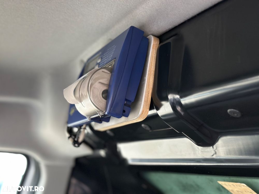 Ford Connect - 8