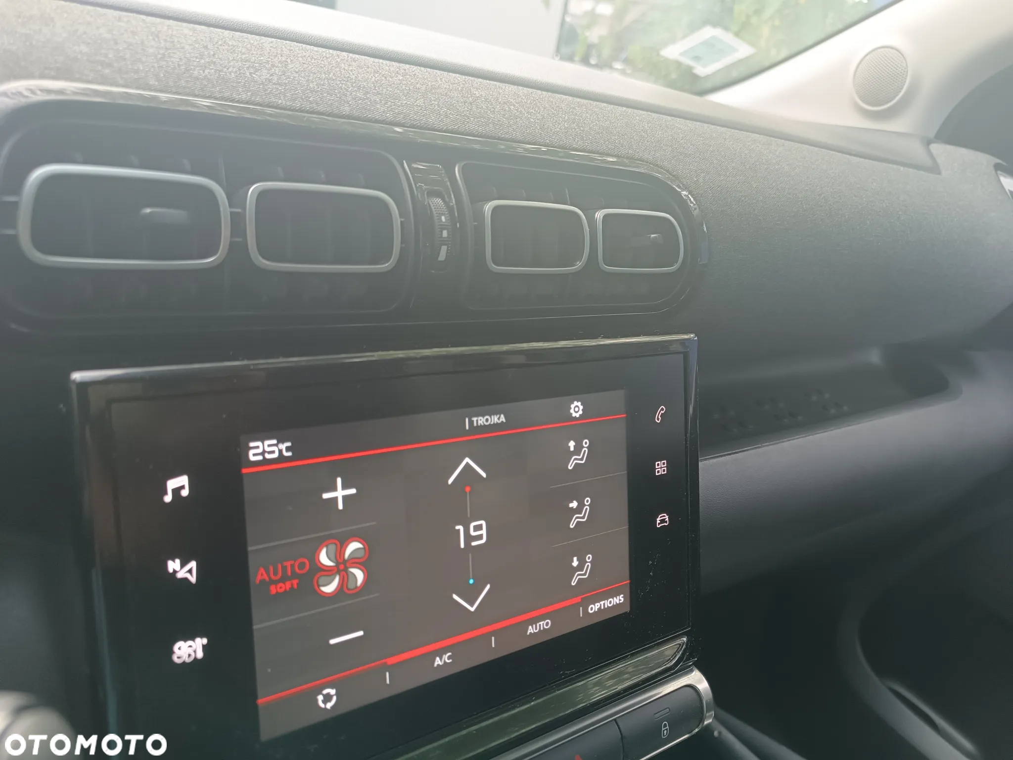 Citroën C3 Aircross PureTech 130 Stop & Start EAT6 OPF SHINE PACK - 27